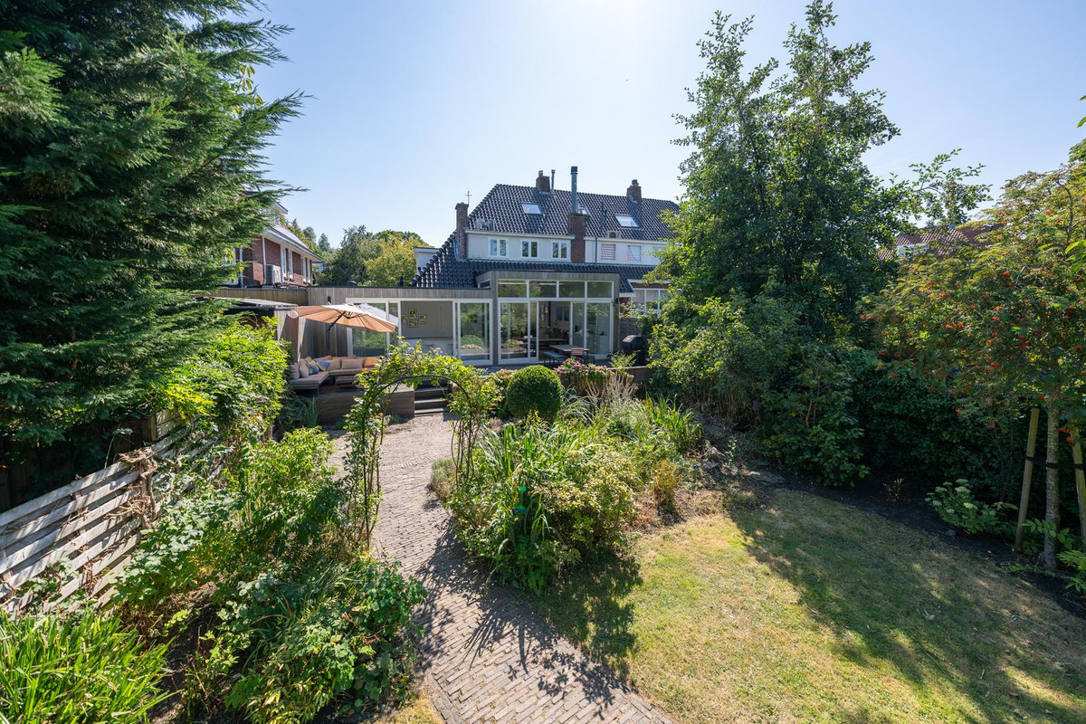 Tussenwoning te koop: Molenweg 34, Amstelveen