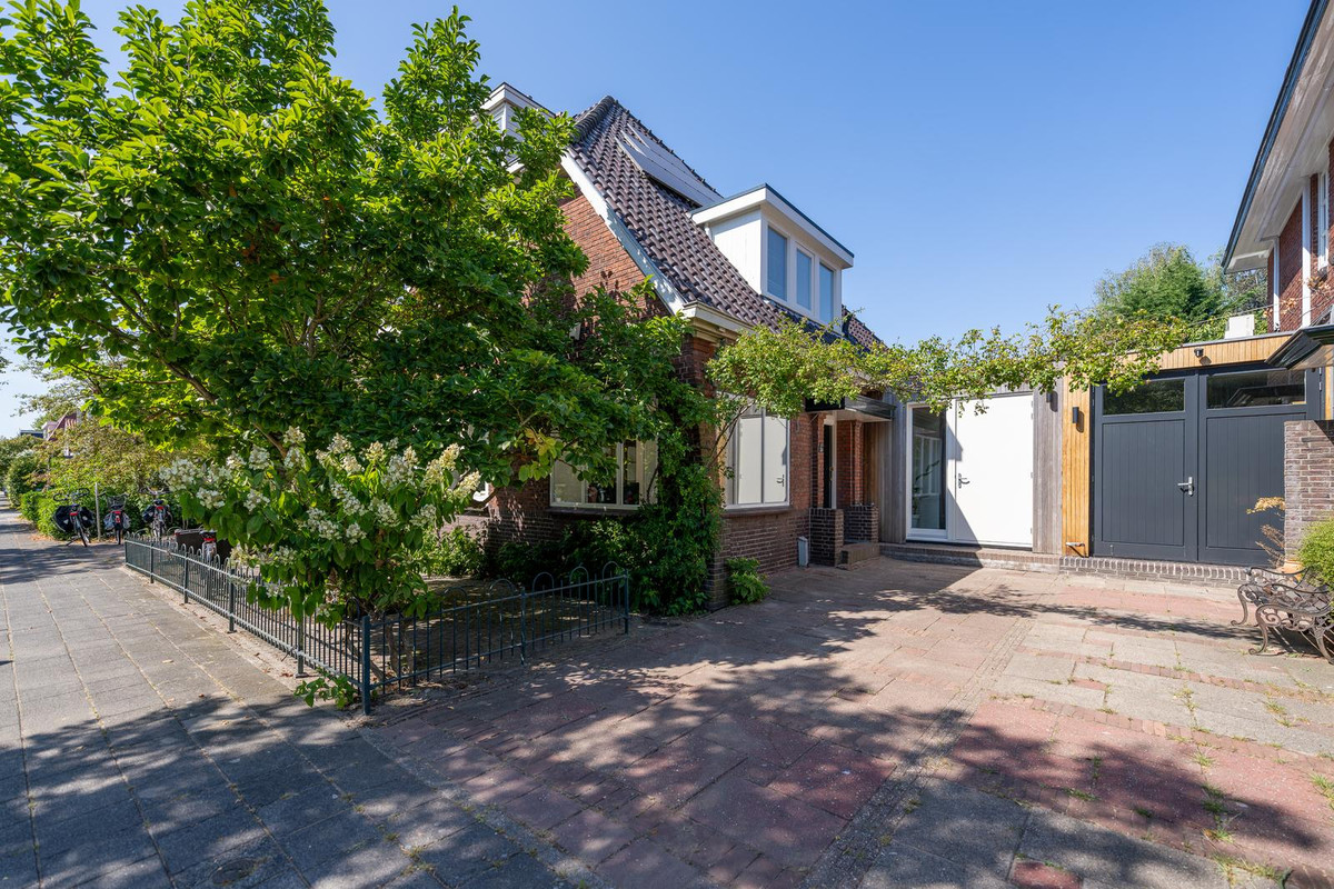 Tussenwoning te koop: Molenweg 34, Amstelveen
