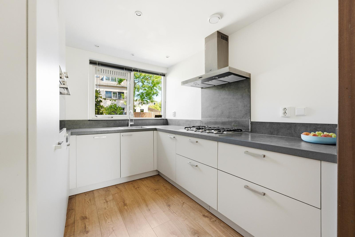 Tussenwoning te koop: Sonate 19, Zwijndrecht