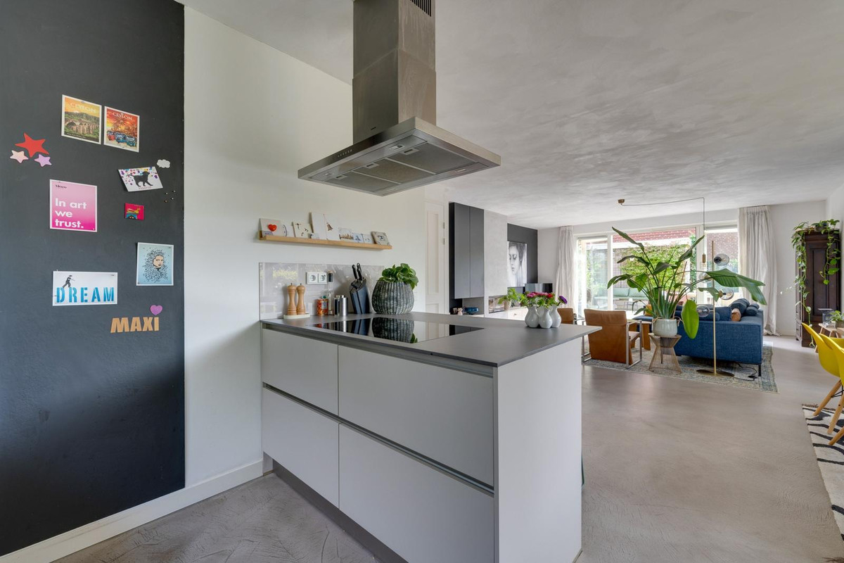 Hoekwoning te koop: Runmoolen 177, Amstelveen