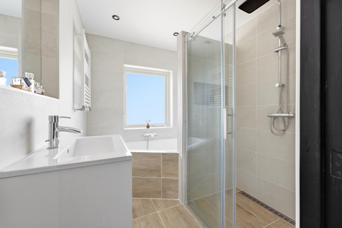 Tussenwoning te koop: Vlassersstraat 19, Hendrik-Ido-Ambacht