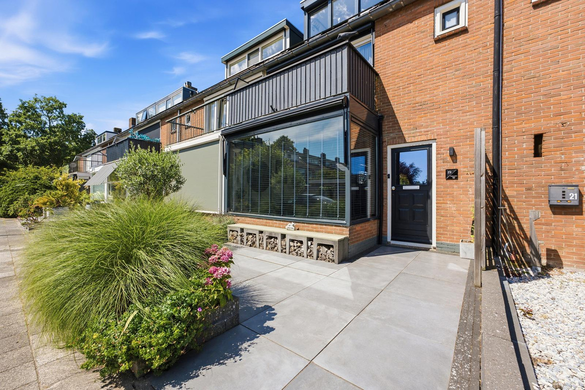 Tussenwoning te koop: Vlassersstraat 19, Hendrik-Ido-Ambacht