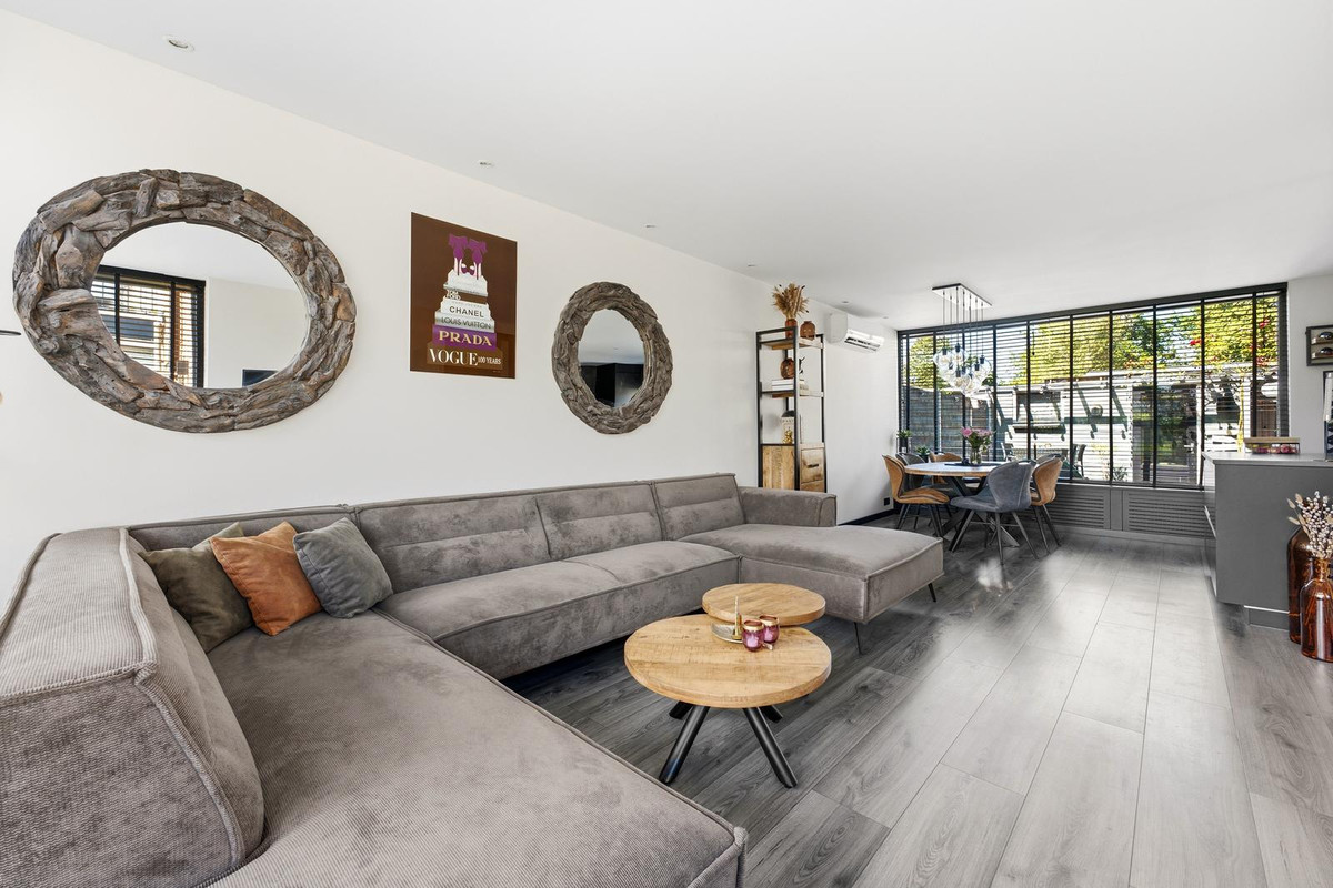 Tussenwoning te koop: Vlassersstraat 19, Hendrik-Ido-Ambacht