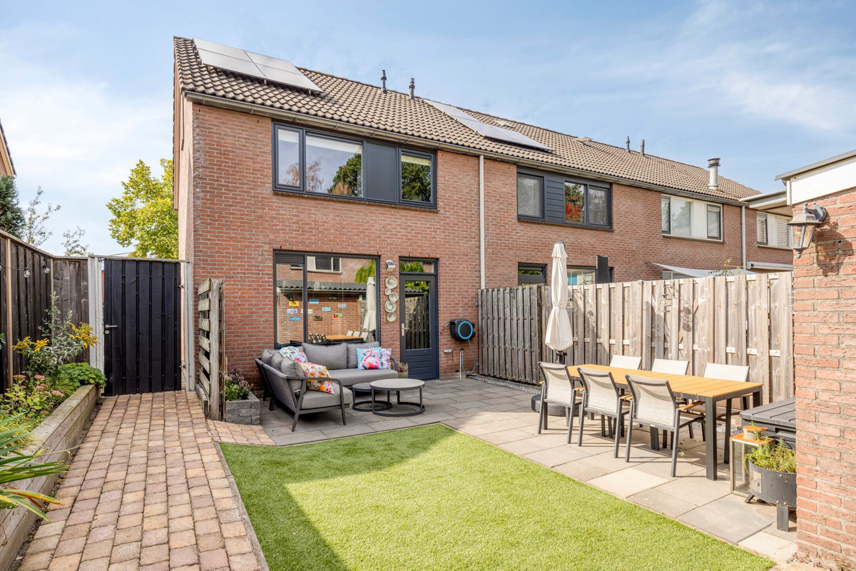 Hoekwoning te koop: Zevenblad 45, Oldenzaal