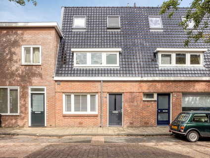 Lombokstraat 25