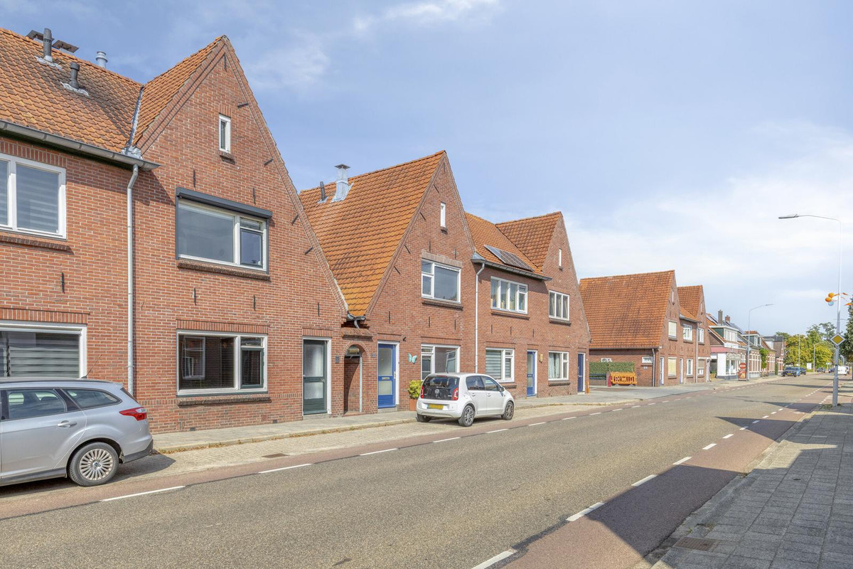 Hoekwoning te koop: Vredenseweg 53, Winterswijk