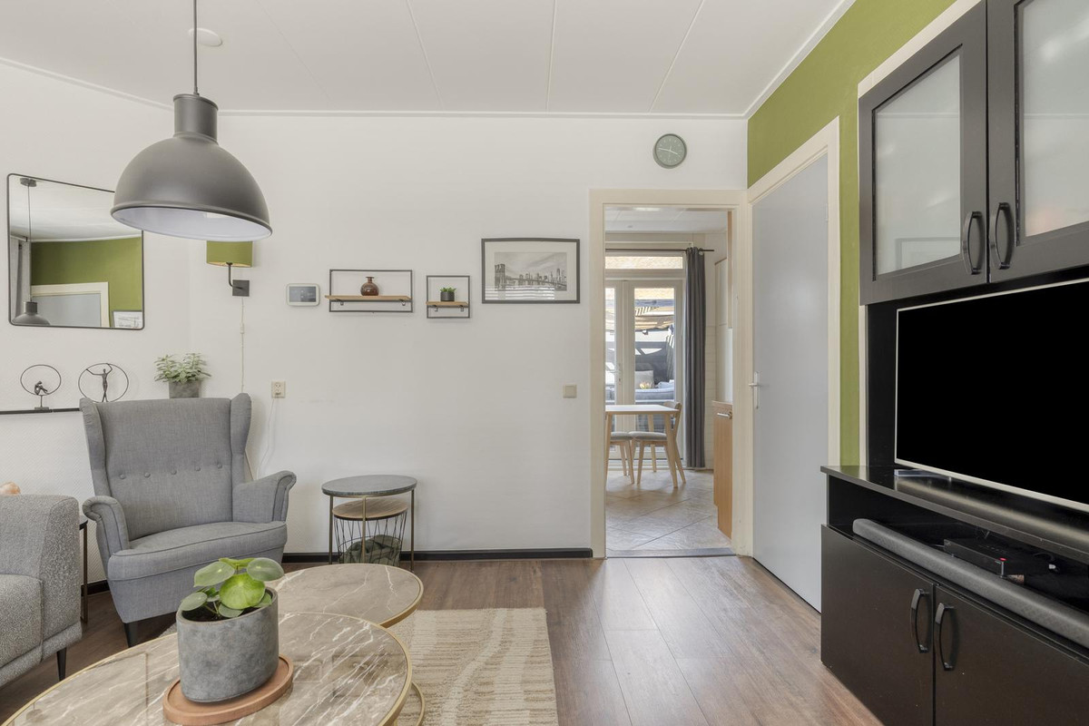 Hoekwoning te koop: Vredenseweg 53, Winterswijk