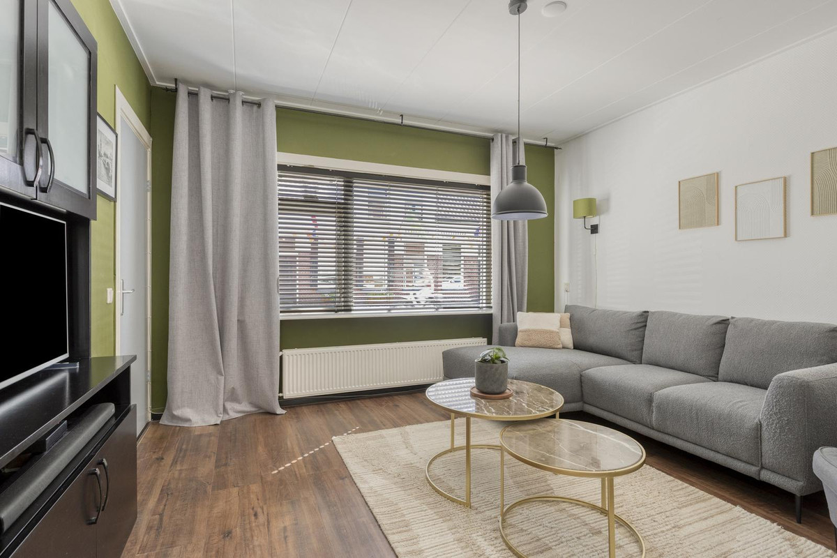Hoekwoning te koop: Vredenseweg 53, Winterswijk