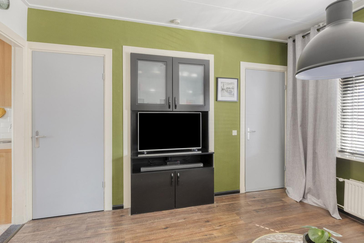 Hoekwoning te koop: Vredenseweg 53, Winterswijk
