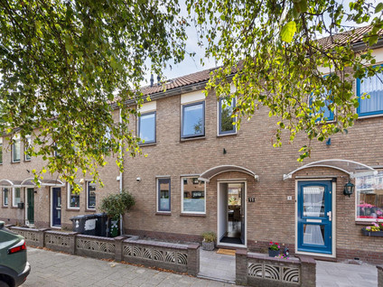 De Backerstraat 11