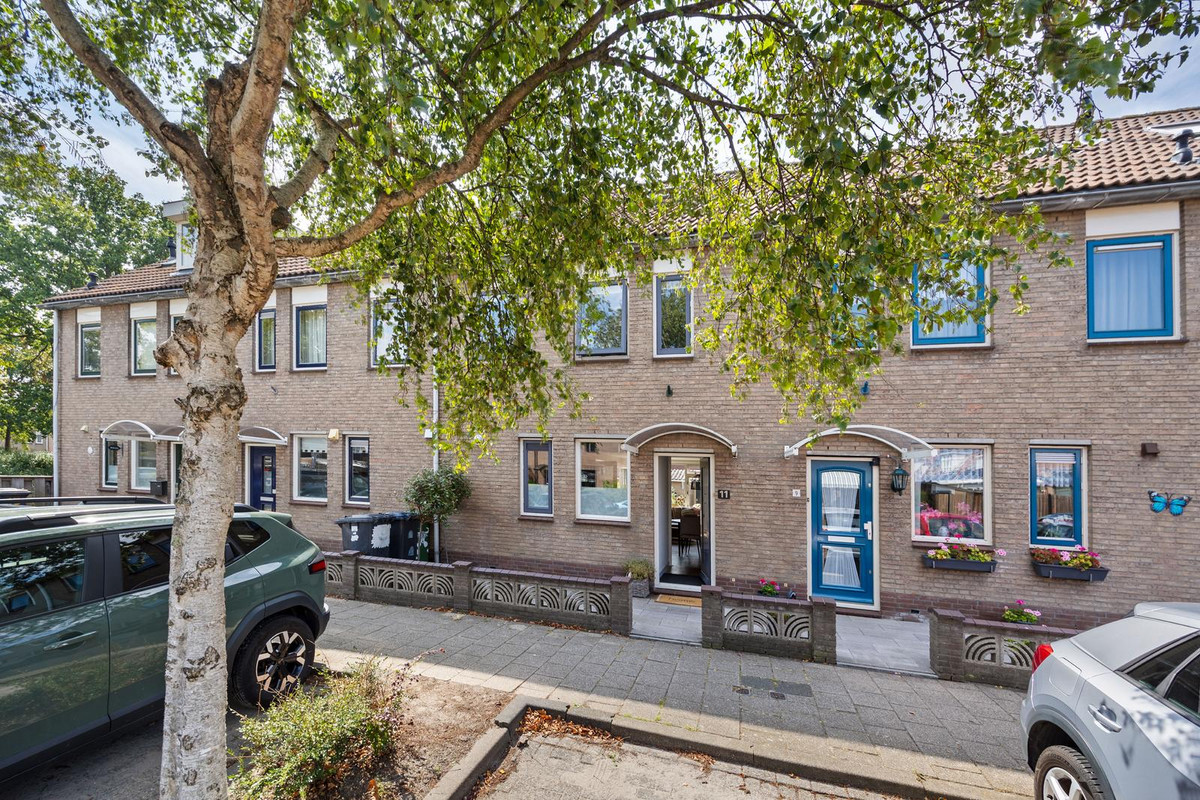 Tussenwoning te koop: De Backerstraat 11, Poeldijk