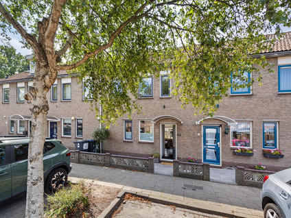De Backerstraat 11