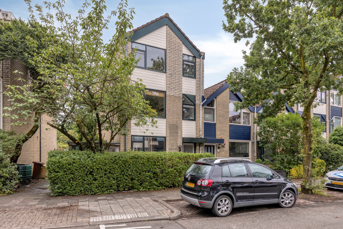 Hoekwoning te koop: Tirol 72, Utrecht