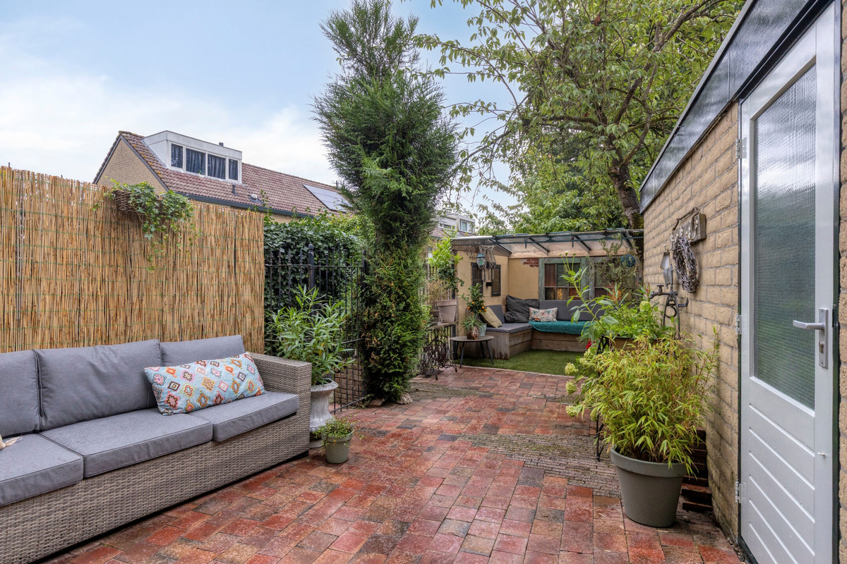 Hoekwoning te koop: Tirol 72, Utrecht