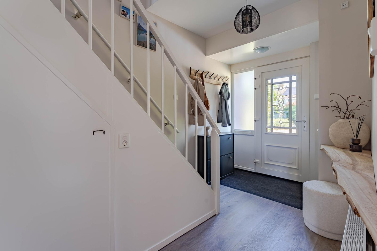 Tussenwoning te koop: Ferdinand Bolstraat 30, Hazerswoude-Dorp