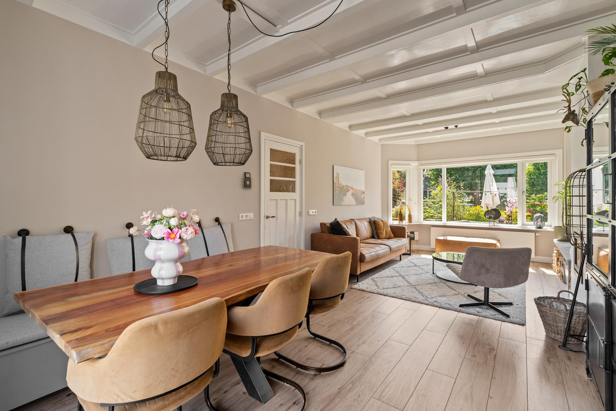 Tussenwoning te koop: Irisplein 6, Noordwijk