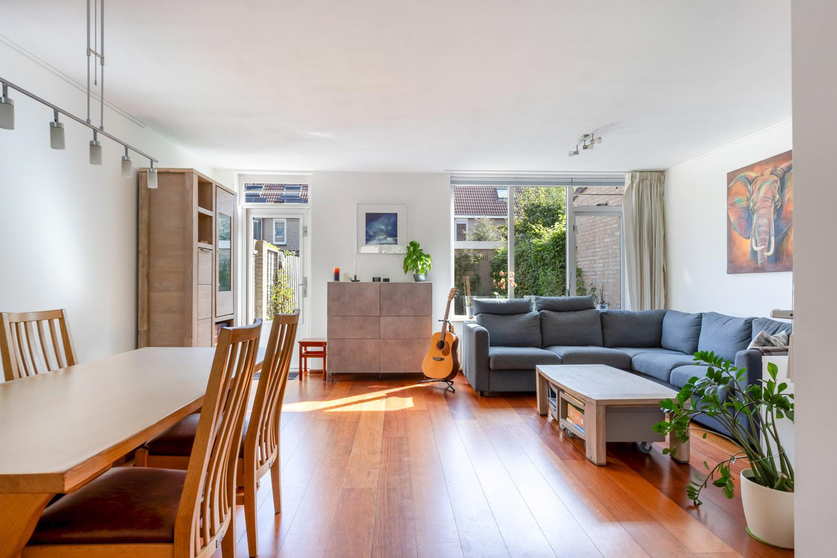 Tussenwoning te koop: Kameraarslag 36, Gouda