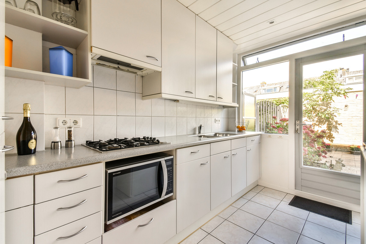 Tussenwoning te koop: Clematislaan 57, Oegstgeest