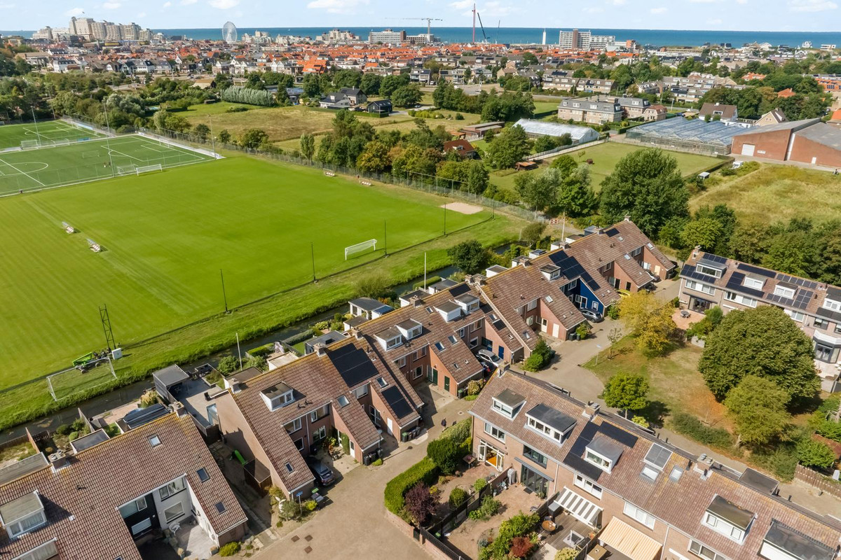 Hoekwoning te koop: Zonnekant 2, Noordwijk