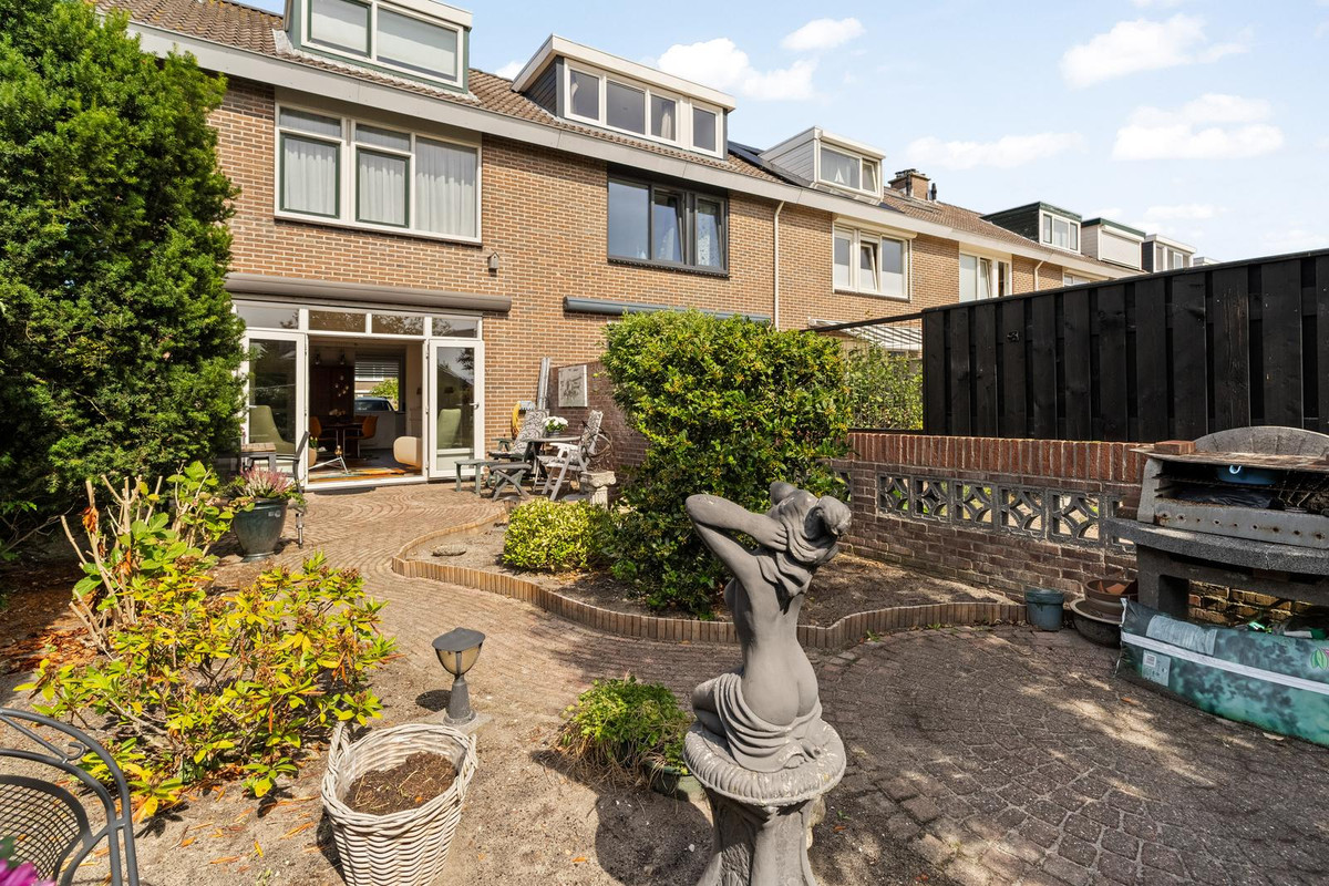 Hoekwoning te koop: Zonnekant 2, Noordwijk