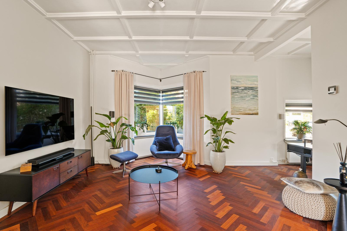 Hoekwoning te koop: Daniël Noteboomstraat 1, Noordwijk