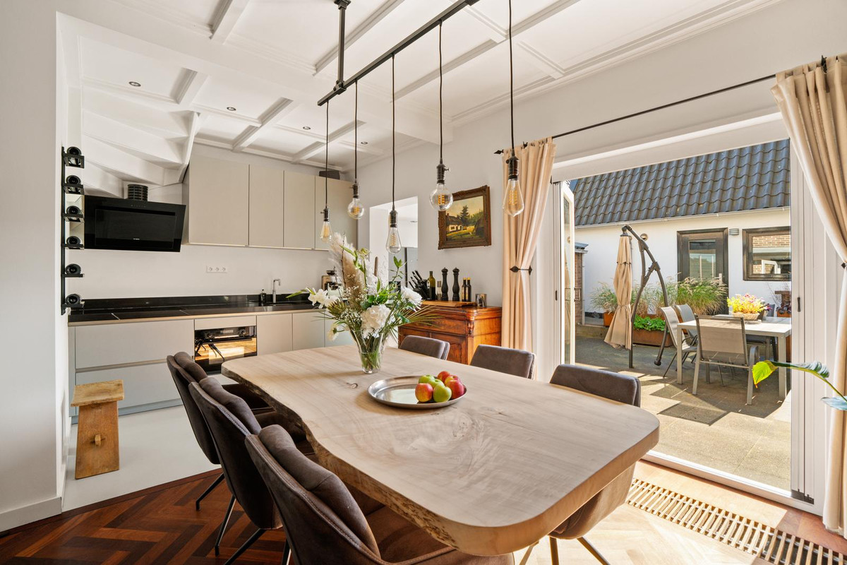 Hoekwoning te koop: Daniël Noteboomstraat 1, Noordwijk