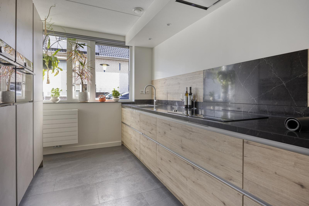 Tussenwoning te koop: Ruivenstraat 21, Zoetermeer