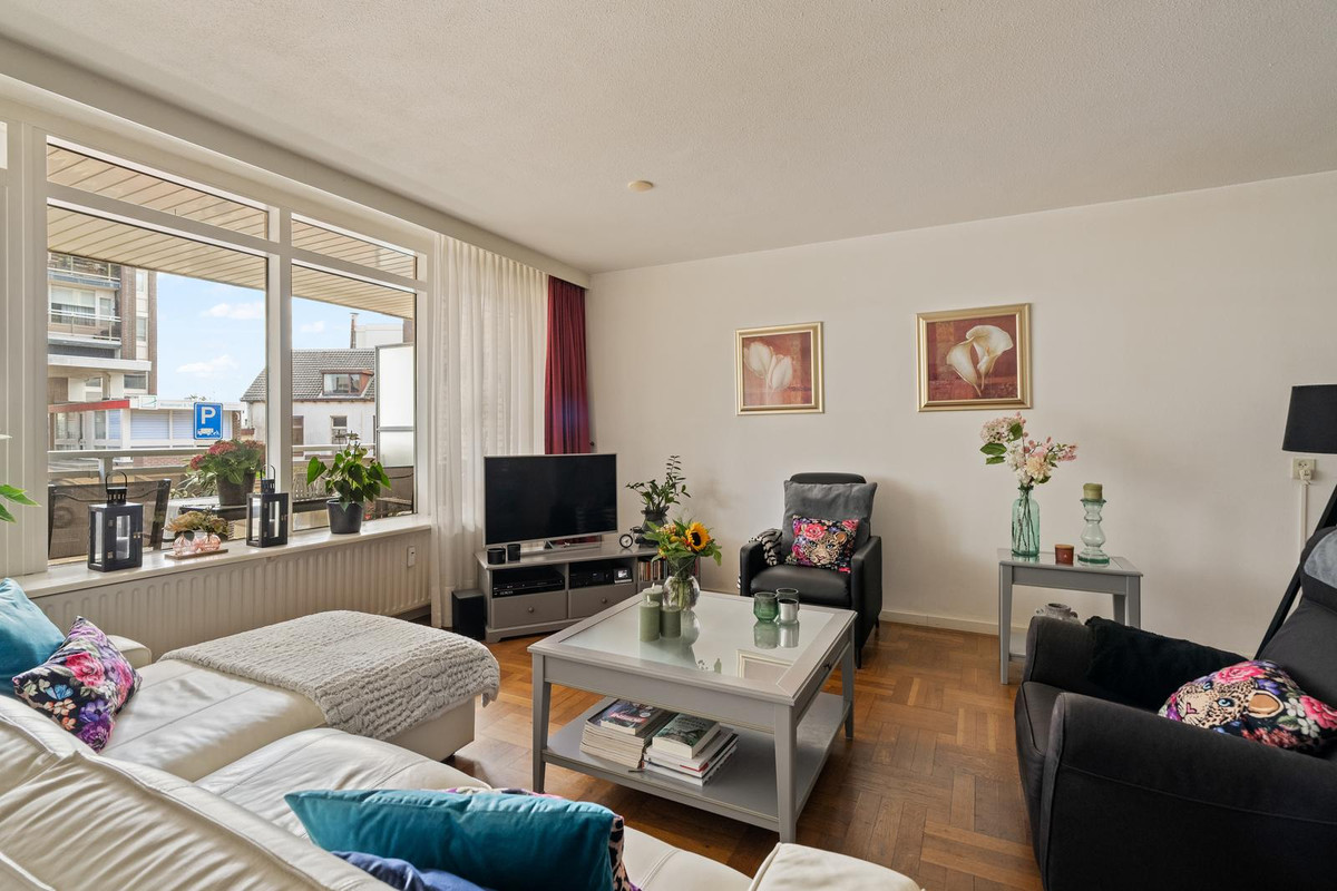 Appartement te koop: Reinout 8, Noordwijk