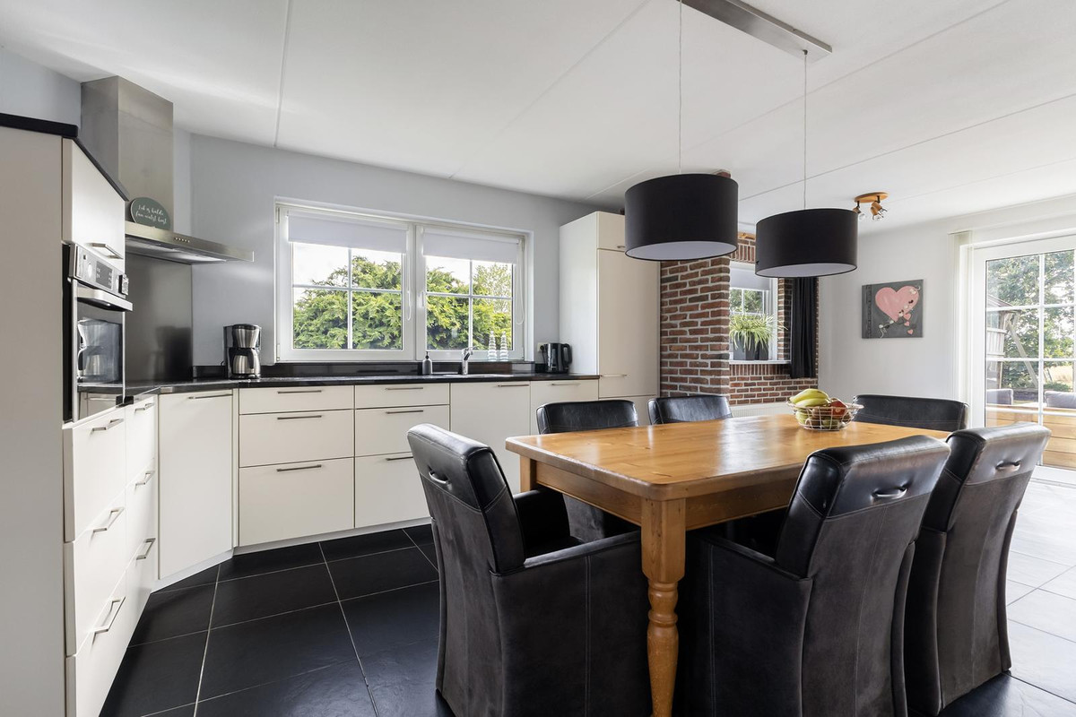 Vrijstaande woning te koop: Ds. Feitsmawei 48, Broeksterwâld