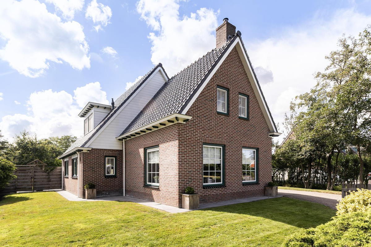 Vrijstaande woning te koop: Ds. Feitsmawei 48, Broeksterwâld