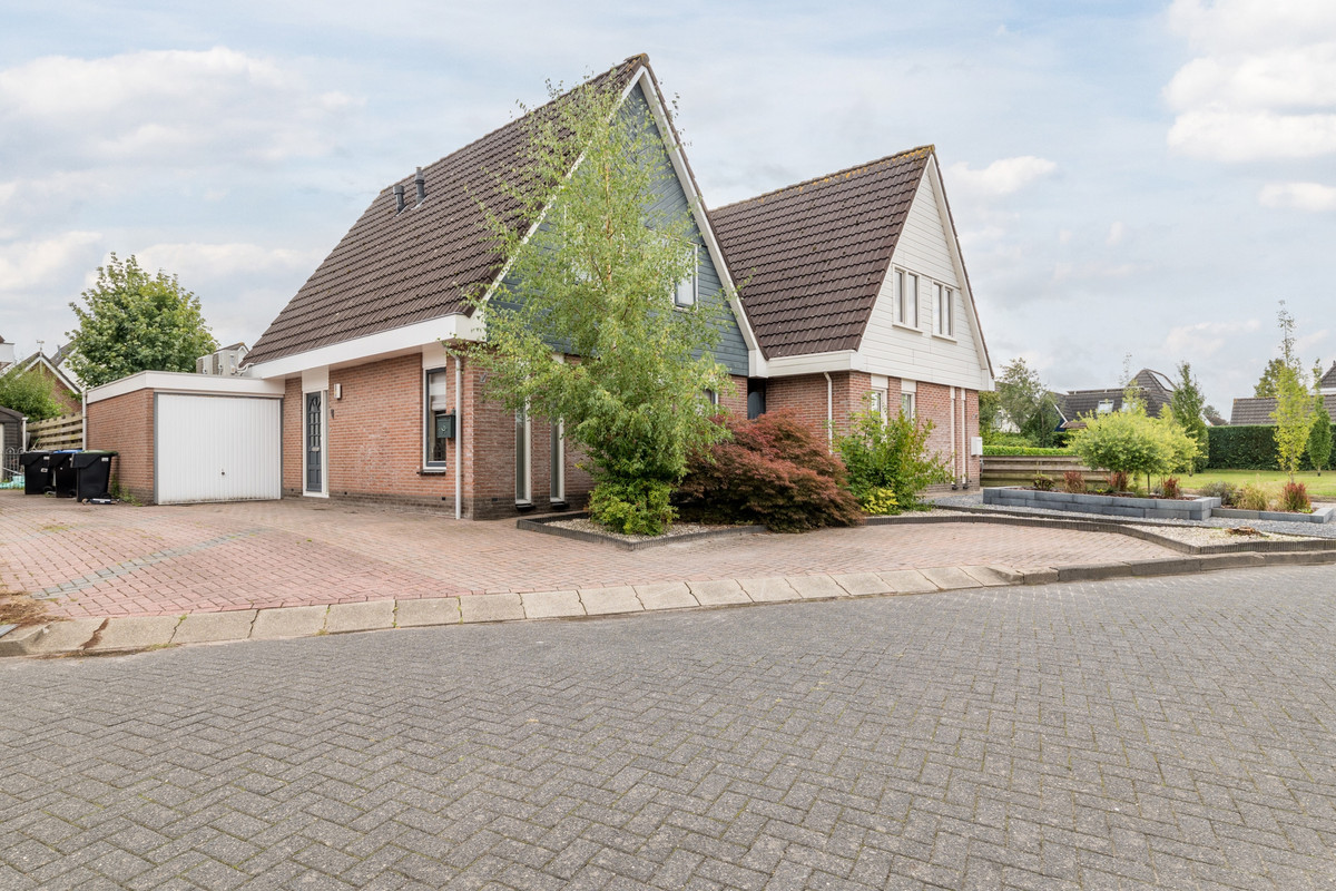 Vrijstaande woning te koop: Waterkant 7, Oude Pekela