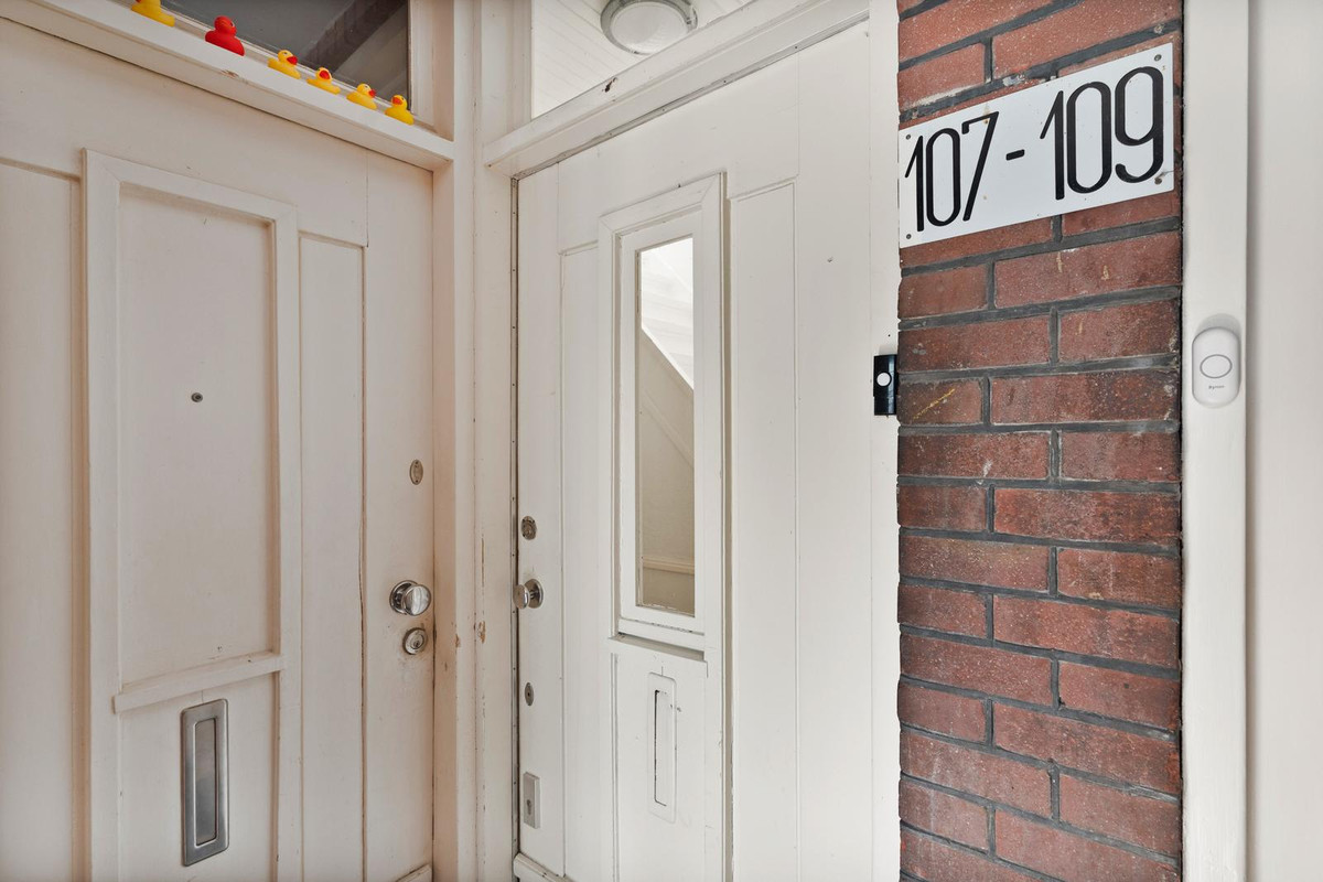 Appartement te koop: van Arembergelaan 107, Voorburg