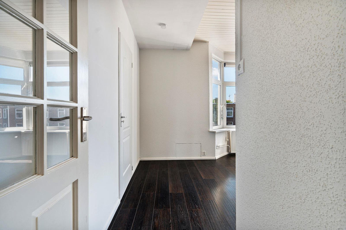 Appartement te koop: van Arembergelaan 107, Voorburg