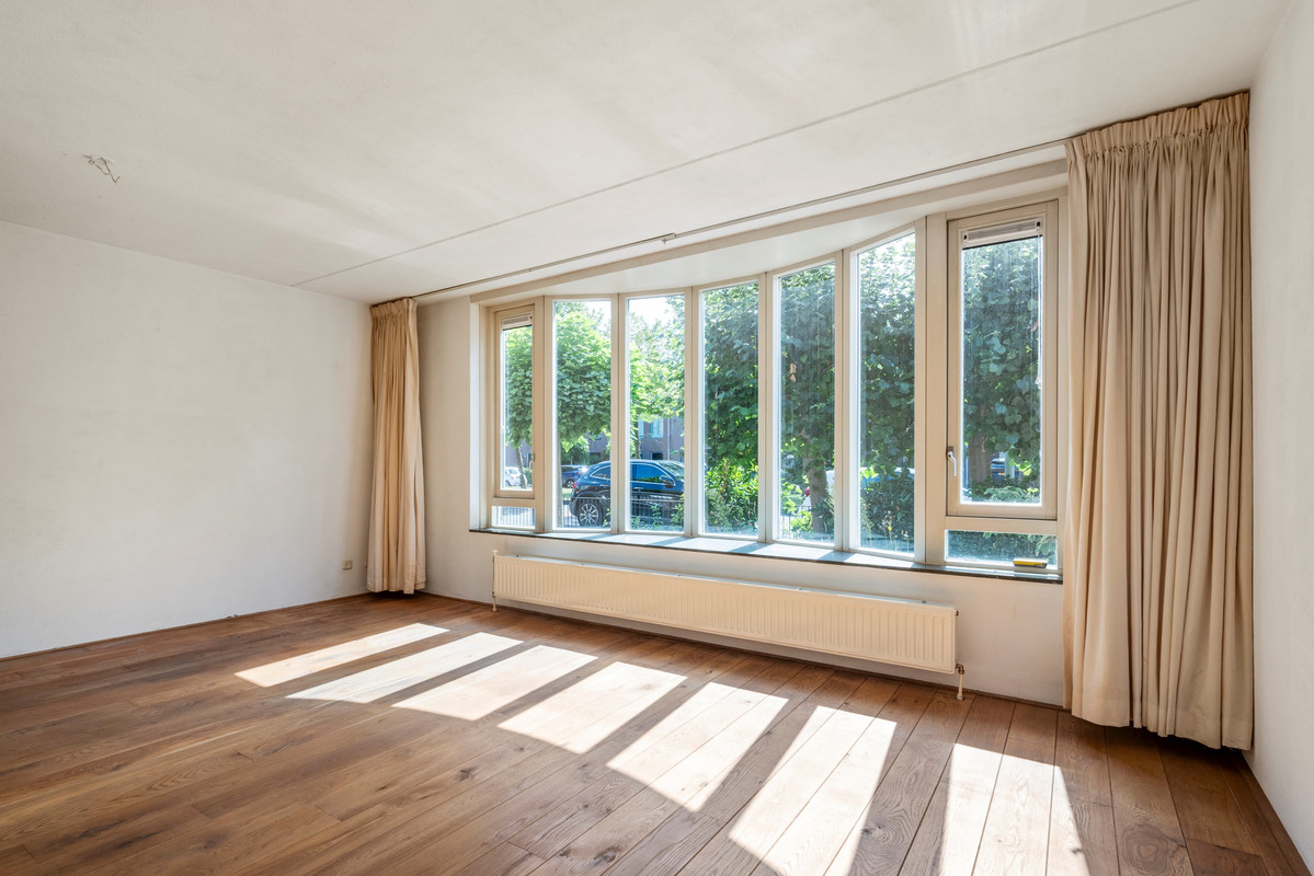 Tussenwoning te koop: Laan Van Norma 133, Nieuw-Vennep