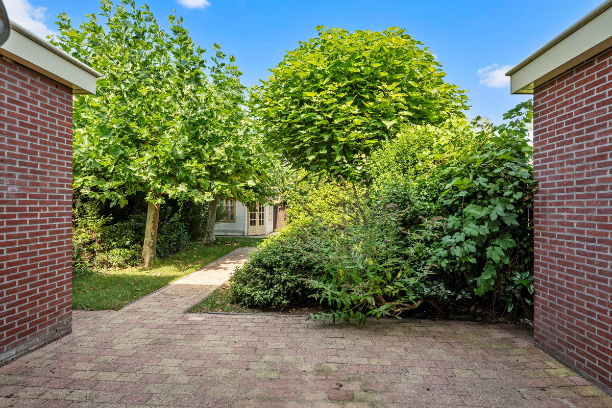 Tussenwoning te koop: Laan Van Norma 133, Nieuw-Vennep