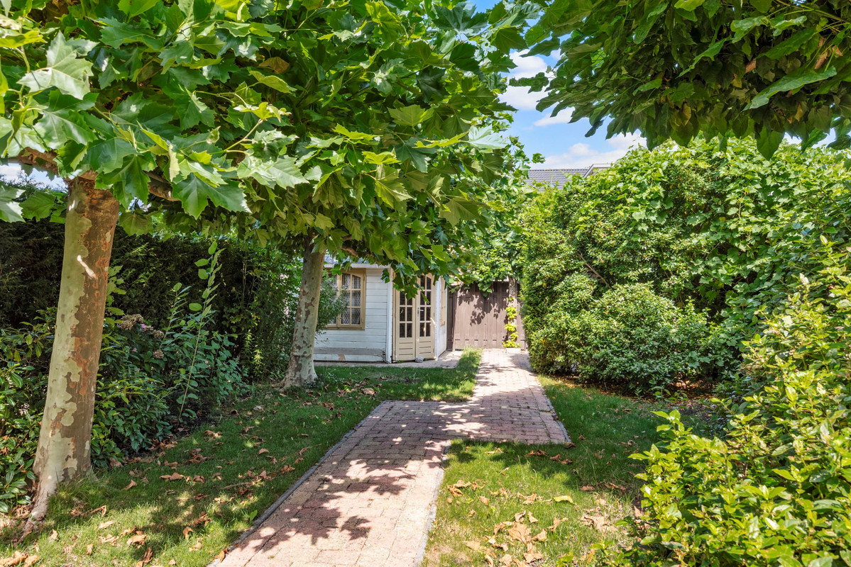 Tussenwoning te koop: Laan Van Norma 133, Nieuw-Vennep