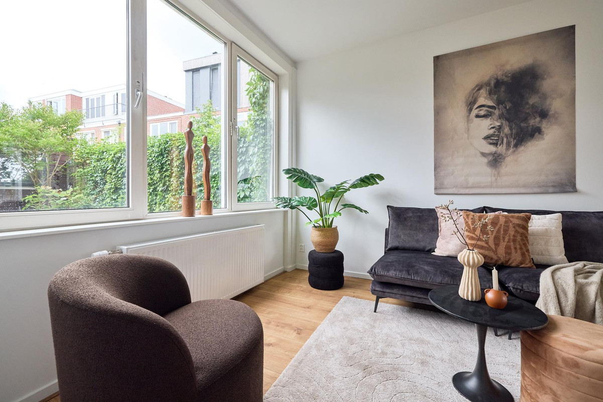 Hoekwoning te koop: burgemeester smitsstraat 2, Utrecht