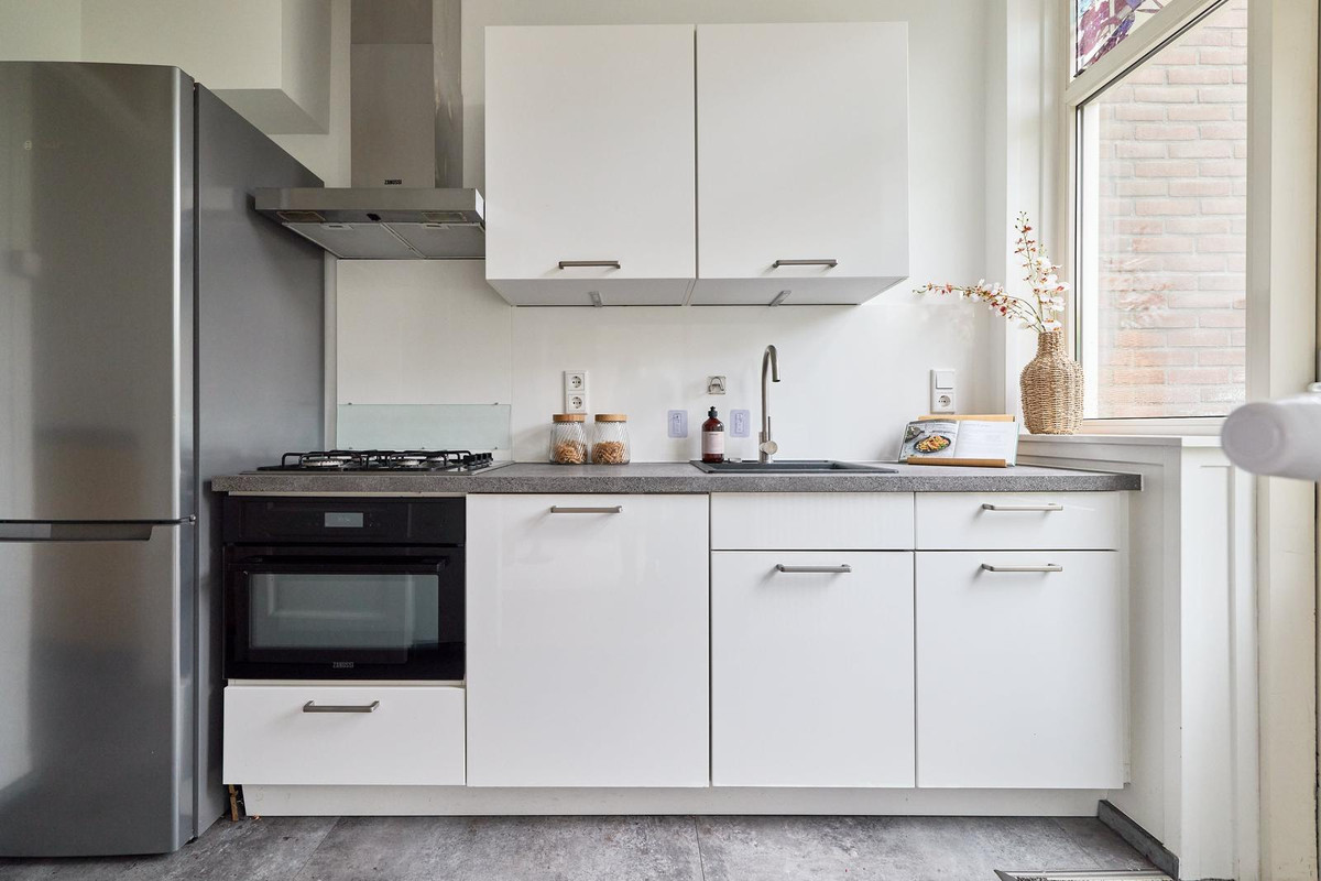 Hoekwoning te koop: burgemeester smitsstraat 2, Utrecht