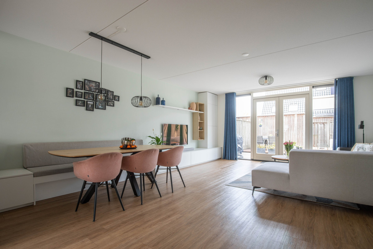Tussenwoning te koop: Heemstede 240, Amstelveen