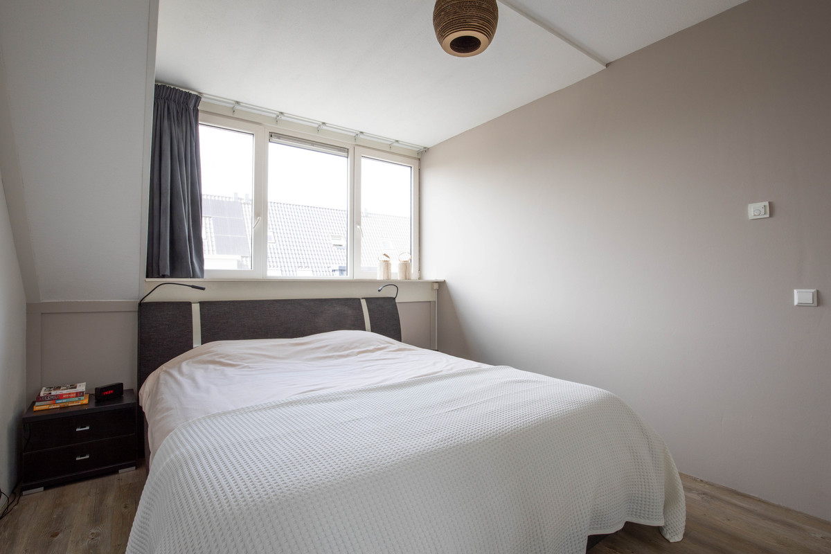 Tussenwoning te koop: Heemstede 240, Amstelveen
