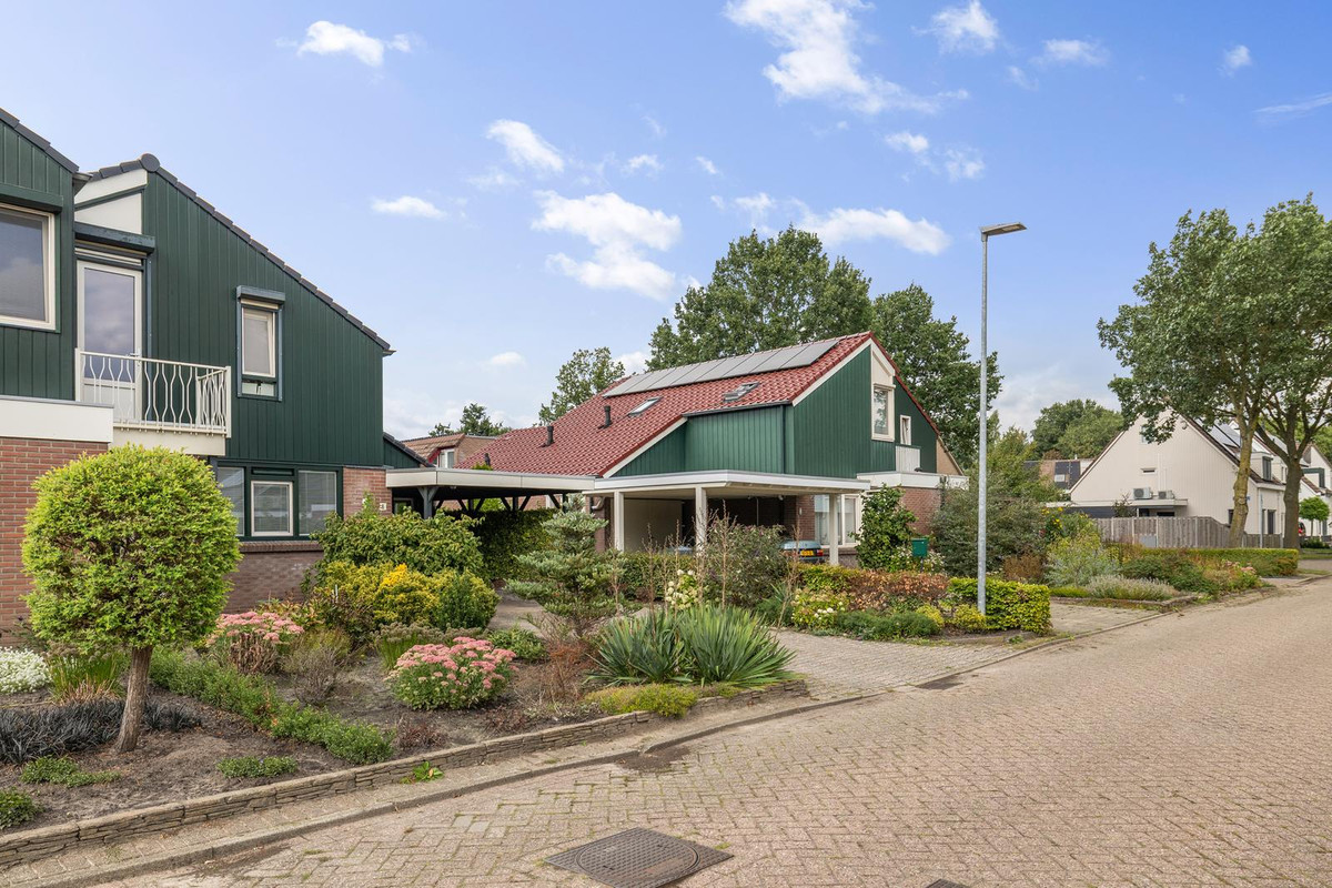 Twee-onder-één-kap te koop: De Krumpel 6, Schoonebeek