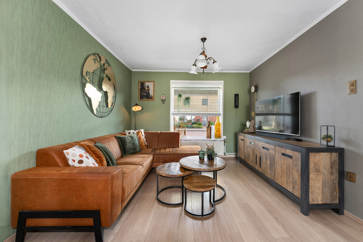 Hoekwoning te koop: Anemonenstraat 9, Geleen