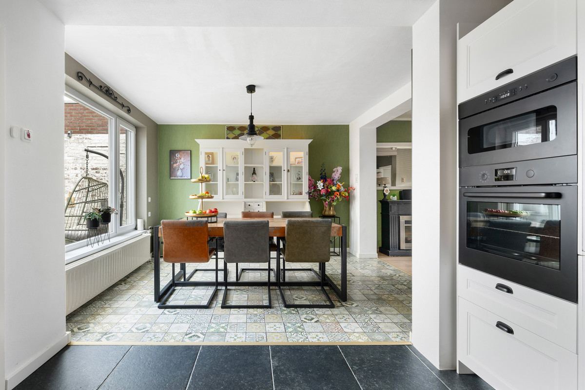 Hoekwoning te koop: Anemonenstraat 9, Geleen