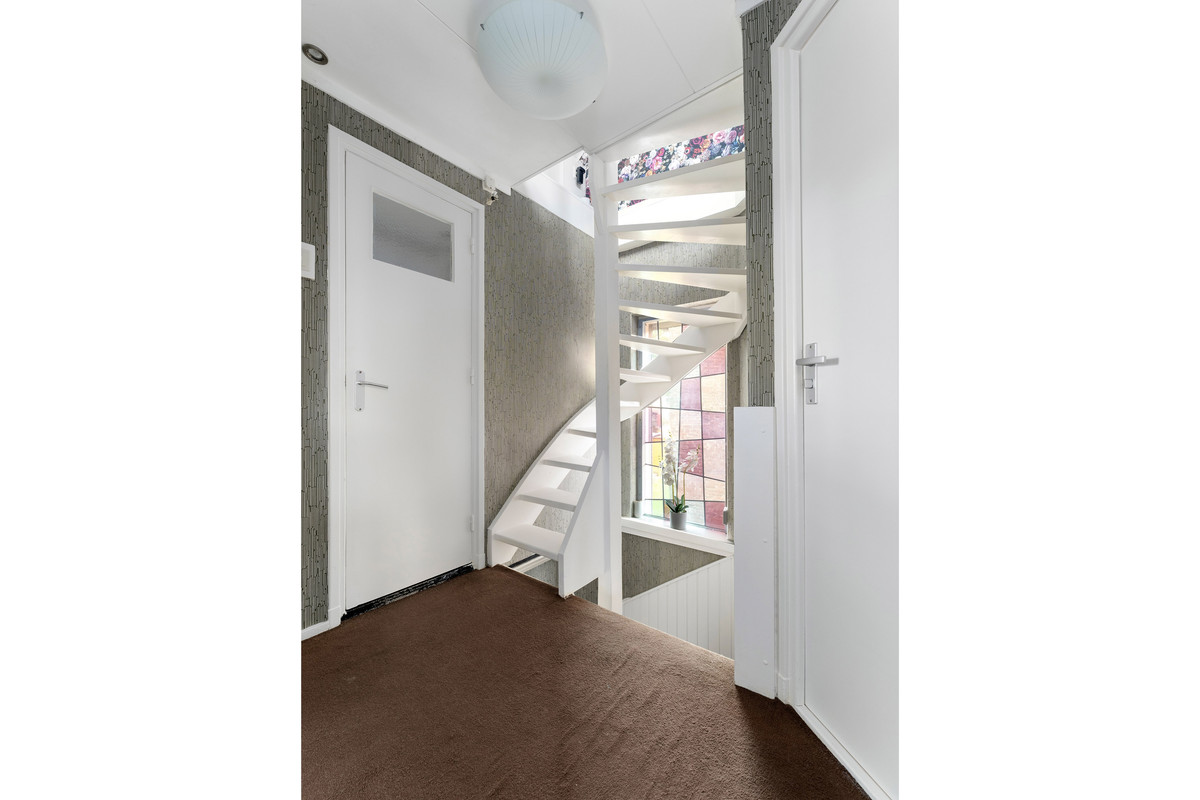 Hoekwoning te koop: Anemonenstraat 9, Geleen