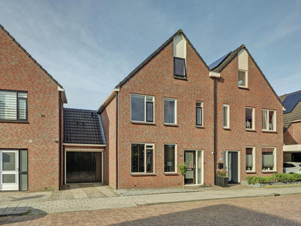 Kerkstraat 27
