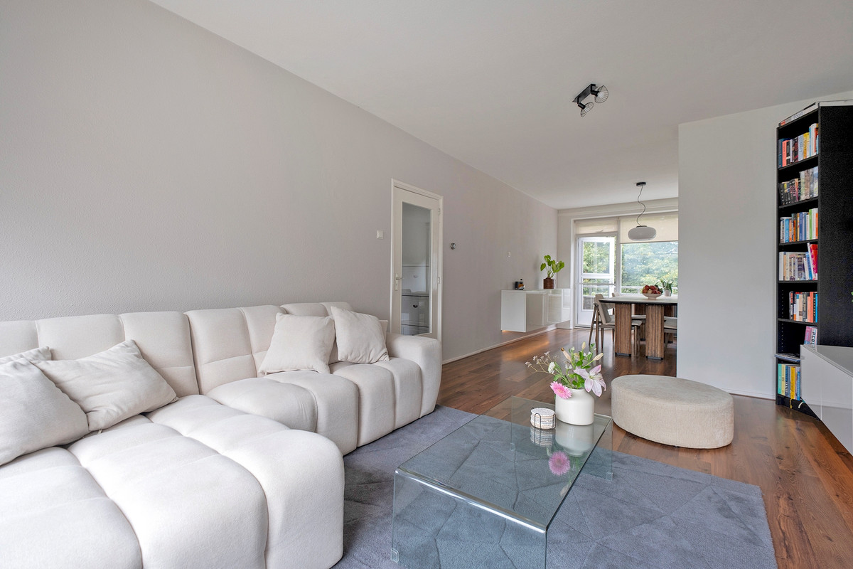 Appartement te koop: Vondellaan 232, Groningen