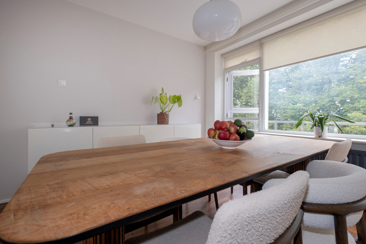Appartement te koop: Vondellaan 232, Groningen