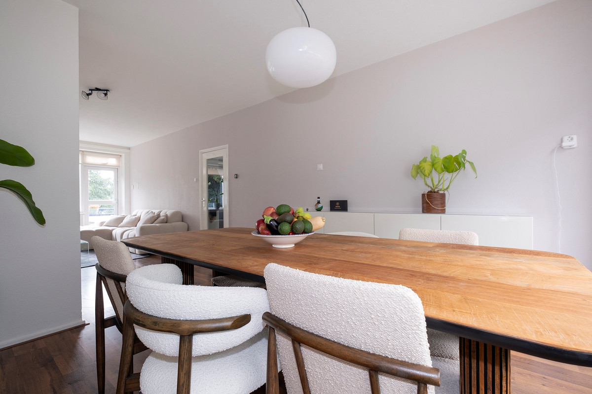 Appartement te koop: Vondellaan 232, Groningen