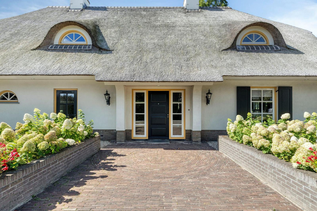 Vrijstaande woning te koop: Kerkstraat 2, Andelst