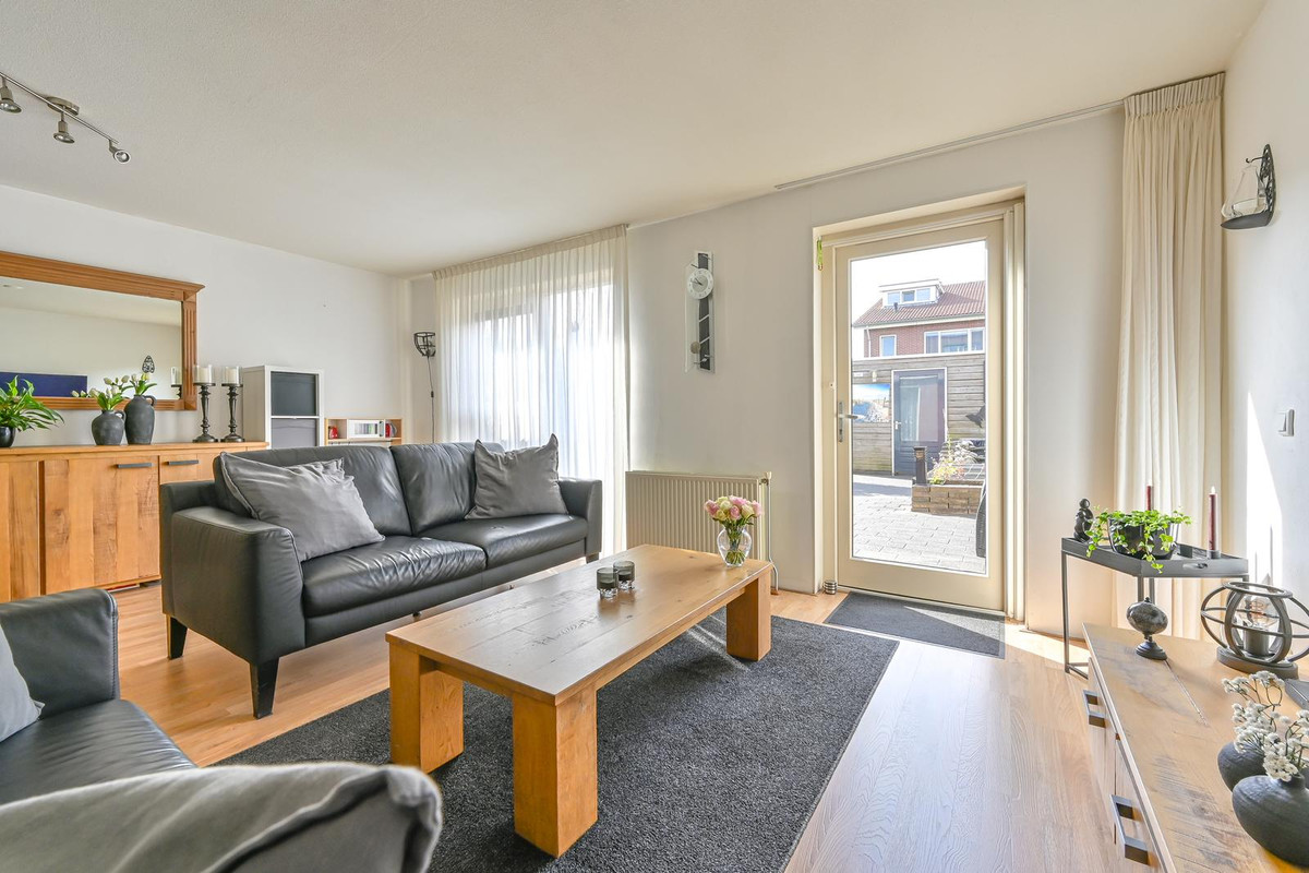 Tussenwoning te koop: Boswitje 25, Hoogeveen